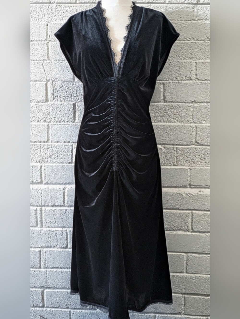Vintage Jonathan Martin Studio Black Velvet Ruched V-Neck Dress Size 14 - Picture 7 of 8